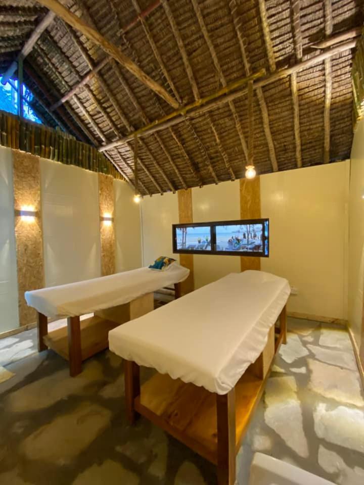 The New Big Tree Beach Resort Mombasa Exterior photo