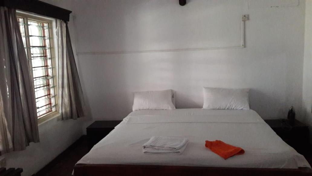 The New Big Tree Beach Resort Mombasa Exterior photo